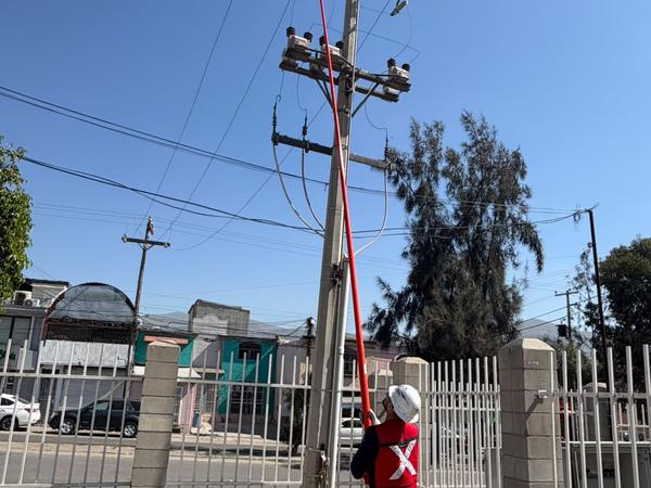 Reemplazo de fusibles en conexión de KPF, foto 3 de 6