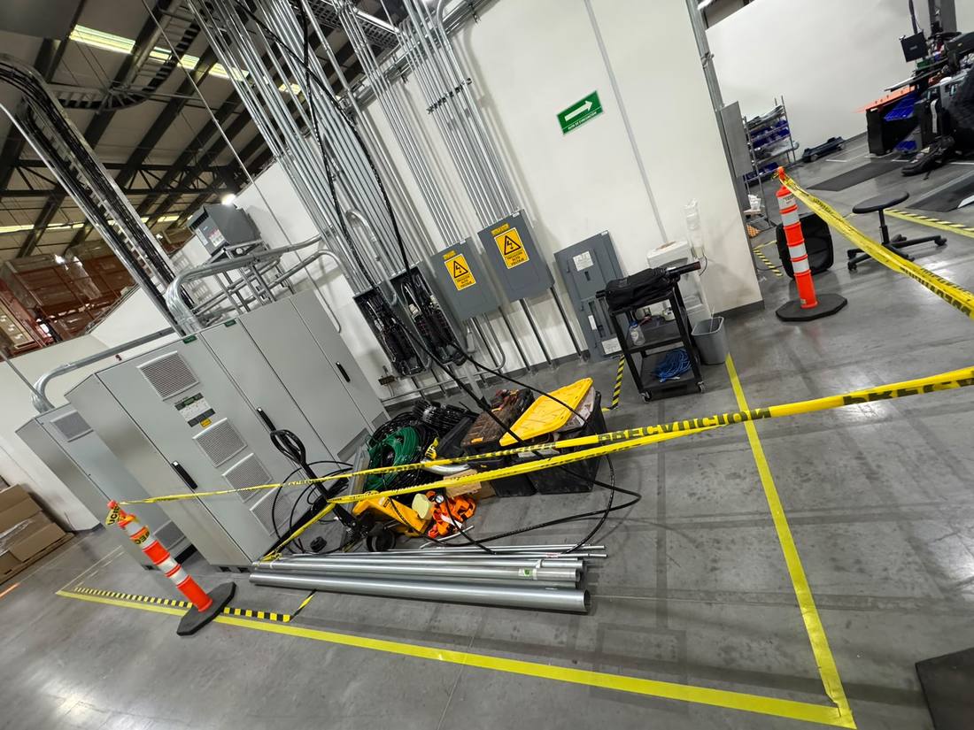 Suministro e instalación de tablero de 250 A con alimentación desde UPS, foto 3 de 6
